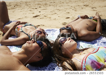 Friends who enjoy the resort 26551503