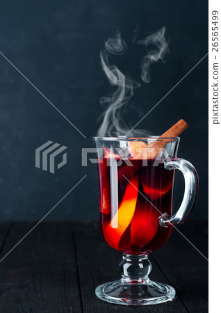 Mulled wine with spices Mulled wine with spices 26565499