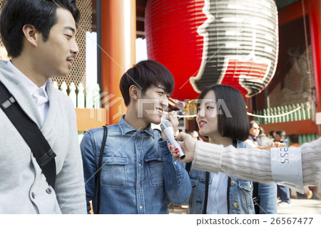 東京旅遊淺草淺草訪談報告東京介紹電視接力通用圖像年輕人3人 26567477