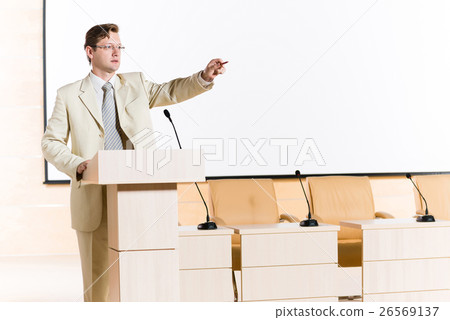 male speaker male speaker 26569137
