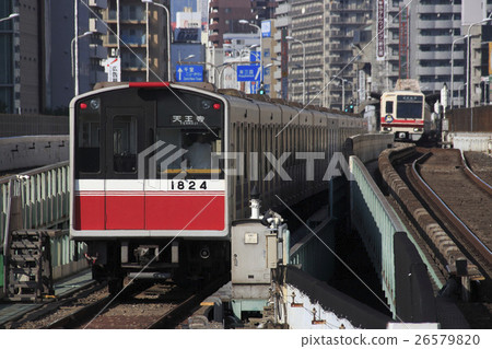 [M] 大阪地鐵禦堂筋線10A系列VVVF車輛（新大阪站） 26579820