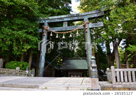 Nagano Suwa Taisha Shrine company Honmyomi entrance gate gate Torii (2016.10) 26585127