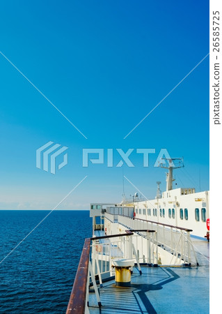 Voyage (11) Voyage (11) 26585725