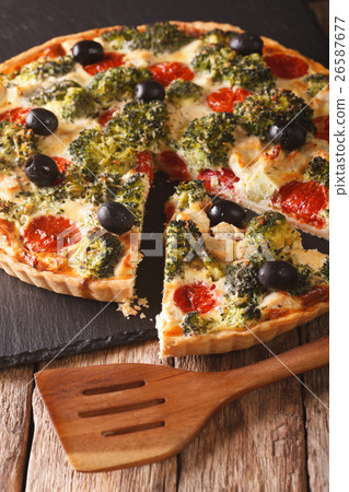 Savory food 26587677