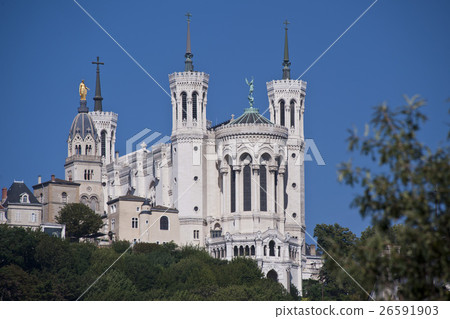 notre dame de fourviere 26591903