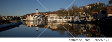 Reflection of Landsberg am Lech 26592577