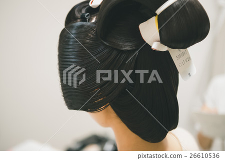 bunkin takashimada, bridal high topknot, bride 26610536