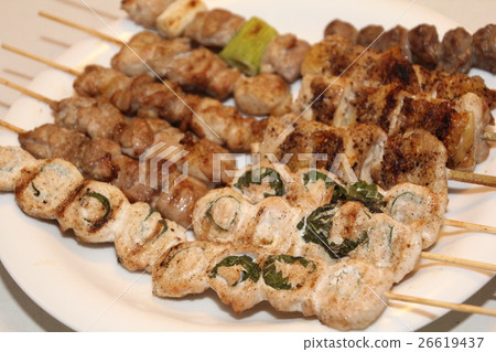 Grilled chicken 26619437