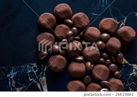 delicious chocolate truffles 26619861