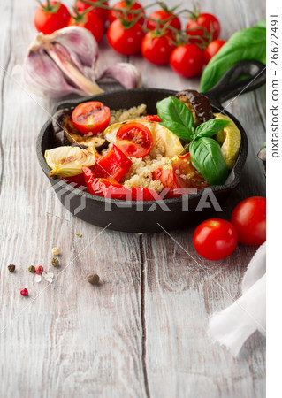 Quinoa salad with grilled vegetables 26622491