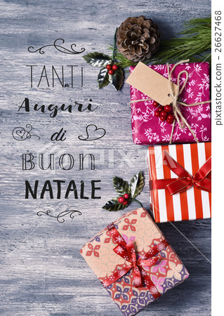 text tanti auguri di buon natale, in italian 26627468