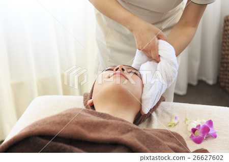 Beauty Image Facial Esthetic Facial Cleansing Treatment Scene 26627602
