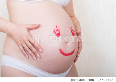 Belly of the expectant mother Belly of the expectant mother 26627798