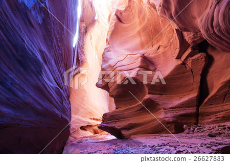 Slot canyon 26627883