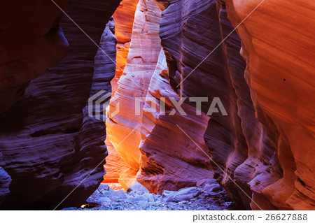 Slot canyon 26627888