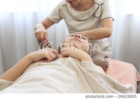 Beauty image head spa treatment scene Beauty image head spa treatment scene 26628085