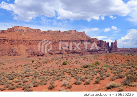 Utah panorama, red mountains 26630229