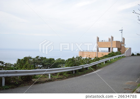 A hill where a foreign country can be seen A hill where a foreign country can be seen 26634788