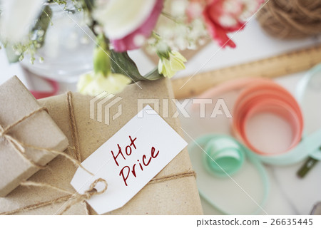 Shopping Tag Handwriting Words Note Concept 26635445