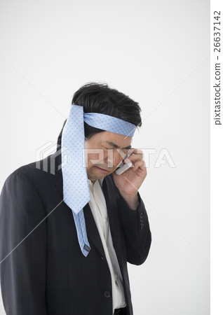 A drunk mid-man who calls Ayari to his wife A drunk mid-man who calls Ayari to his wife 26637142