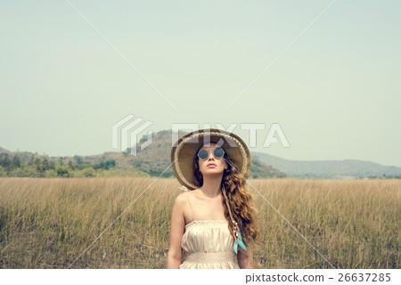 Summer Holiday Vacation Grassland Traveling Relaxation Concept 26637285