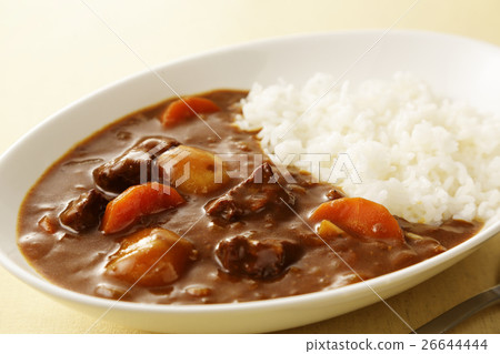 Curry and rice  26644444