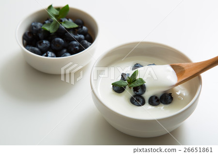 在酸奶的藍莓 26651861