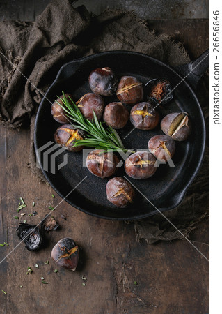 Roasted chestnuts in the ashes 26656846