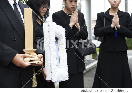 家庭葬禮 26666632