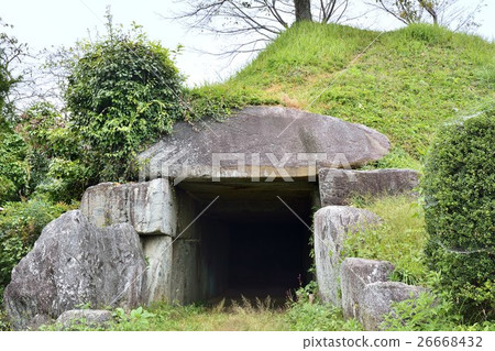Iwadoyama tomb Iwadoyama tomb 26668432