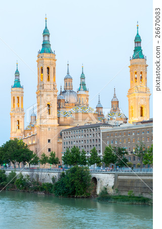 Zaragoza Basilica Spain 26670083