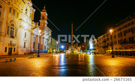Beautiful Piazza Navona in Roma - the Navona Beautiful Piazza Navona in Roma - the Navona 26673165