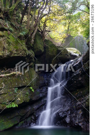 牛Tak山瀑布 牛Tak山瀑布 26673196