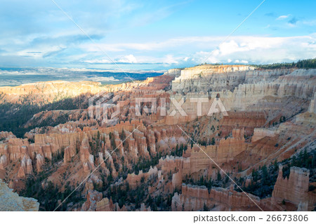 Hoodoos at Bryce Canyon 26673806