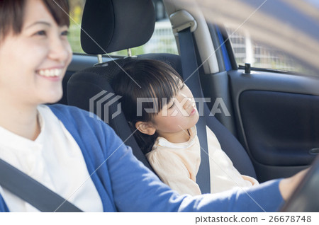 Driving mother and daughter 26678748
