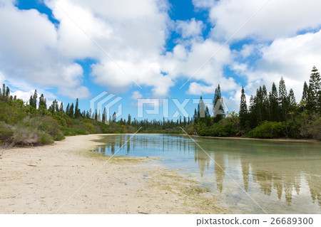 New Caledonia Ile des Pins 26689300