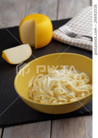 Fettuccine Alfredo Fettuccine Alfredo 26692016