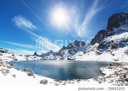 Minaret lake 26693203