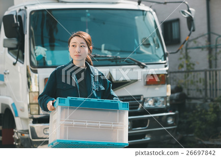 carry, haul, transport 26697842