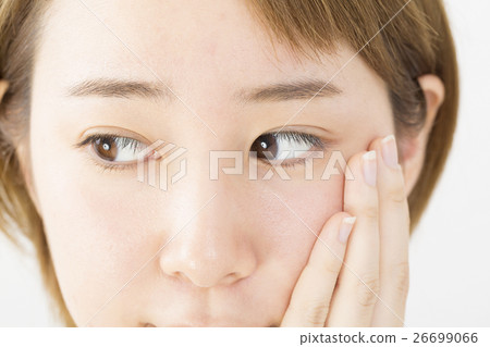 睫毛凝視著醒目的眼睛醒目的美麗 26699066