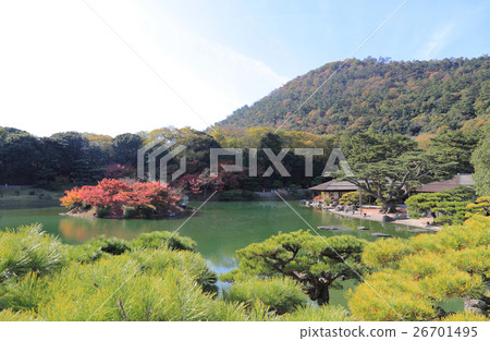 Special scenic spot "Rurin Park" South lake in late autumn (maple stones of autumnal leaves as seen from Nagisan, Kaiganshi, Sukokutei) Special scenic spot "Rurin Park" South lake in late autumn (maple stones of autumnal leaves as seen from Nagisan, Kaiganshi, Sukokutei) 26701495