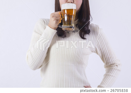 Woman drinking beer Woman drinking beer 26705838
