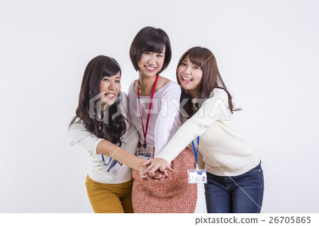 有員工身份證的婦女 26705865