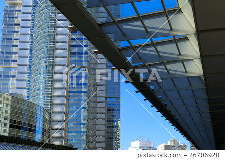 Shinagawa port south exit of the sunny day Shinagawa port south exit of the sunny day 26706920