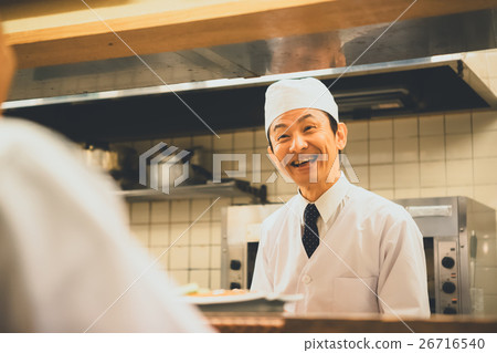 大廚 主廚 笑容 26716540