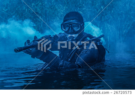 Navy SEAL frogman 26720573