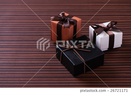 Valentine  26721171