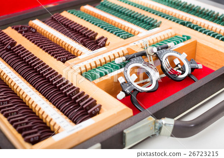 Set of lenses for patients in case 26723215