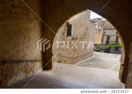 Street with arch in Calaceite Street with arch in Calaceite 26723417