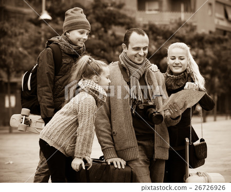 Family checking direction in map Family checking direction in map 26726926